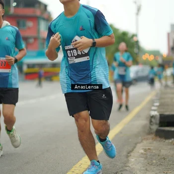 Runner Photo 8825037