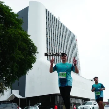 Runner Photo 8825085