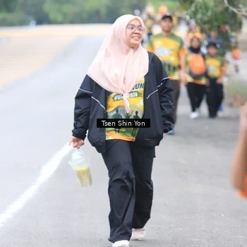 Runner Photo 8825181