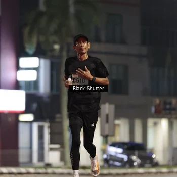 Runner Photo 8825185