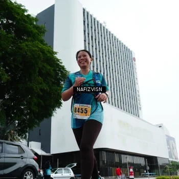 Runner Photo 8825193