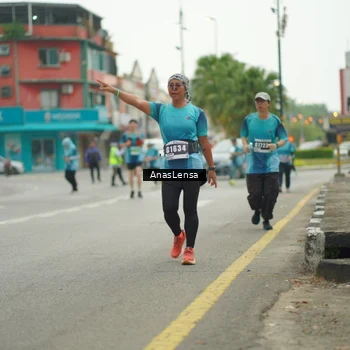 Runner Photo 8825200