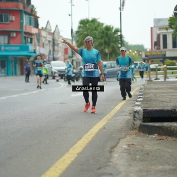 Runner Photo 8825205