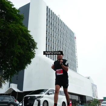 Runner Photo 8825214