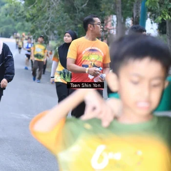 Runner Photo 8825221