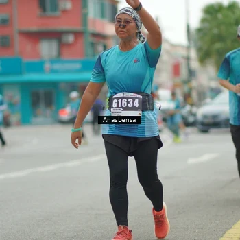 Runner Photo 8825255
