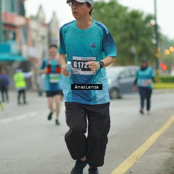 Runner Photo 8825257