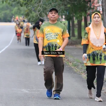 Runner Photo 8825270