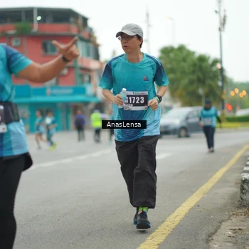 Runner Photo 8825303
