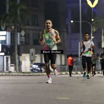 Runner Photo 8825307