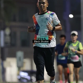 Runner Photo 8825319