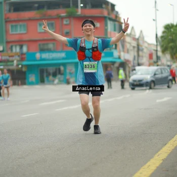Runner Photo 8825332