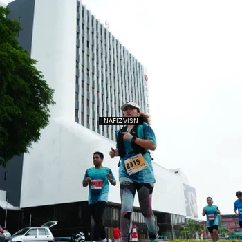 Runner Photo 8825344
