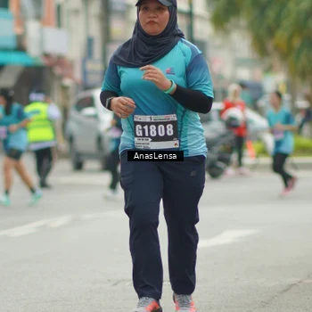 Runner Photo 8825363