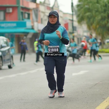 Runner Photo 8825370