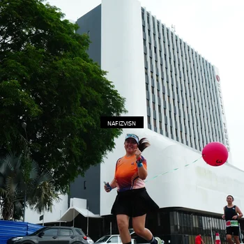 Runner Photo 8825459