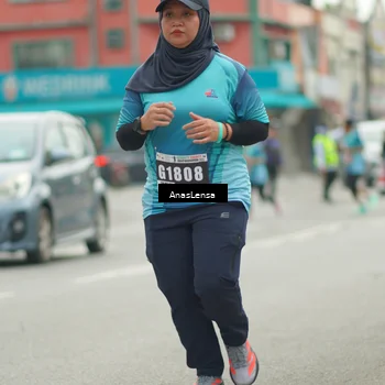Runner Photo 8825468