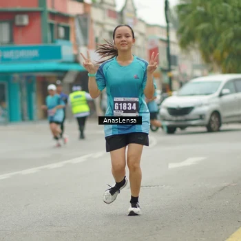 Runner Photo 8825513