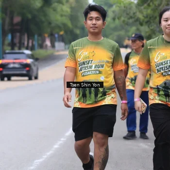 Runner Photo 8825526