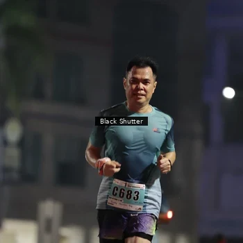 Runner Photo 8825534