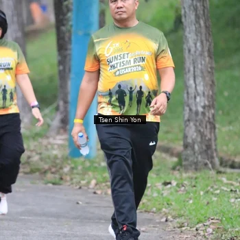 Runner Photo 8825643