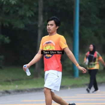 Runner Photo 8825649