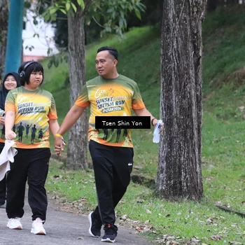 Runner Photo 8825712