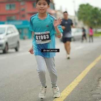 Runner Photo 8825729