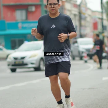 Runner Photo 8825730