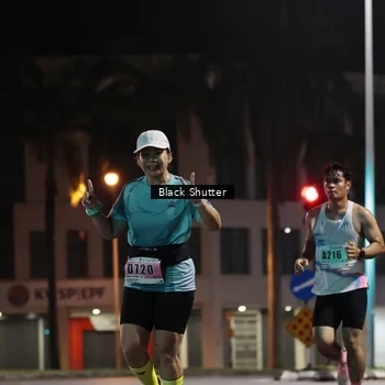 Runner Photo 8825773
