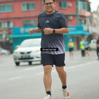 Runner Photo 8825781