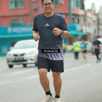 Runner Photo 8825787