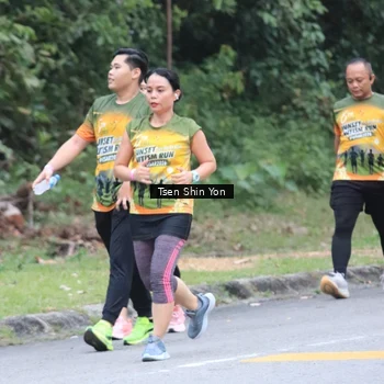 Runner Photo 8825845