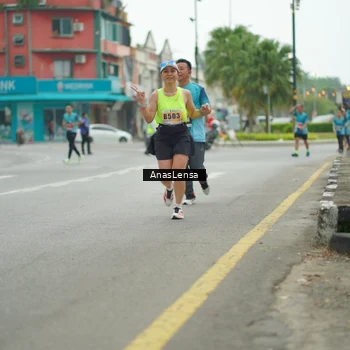 Runner Photo 8825849
