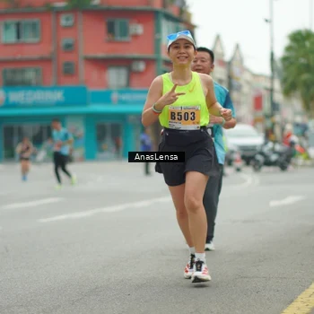 Runner Photo 8825856
