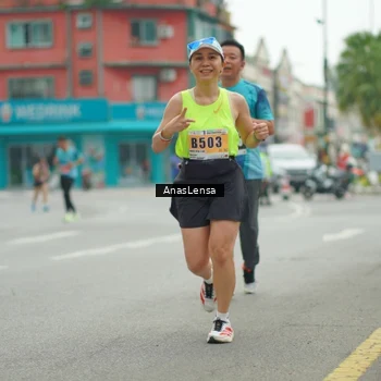 Runner Photo 8825858