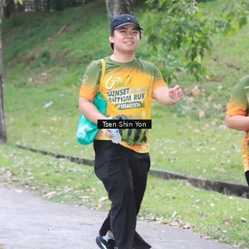 Runner Photo 8825875