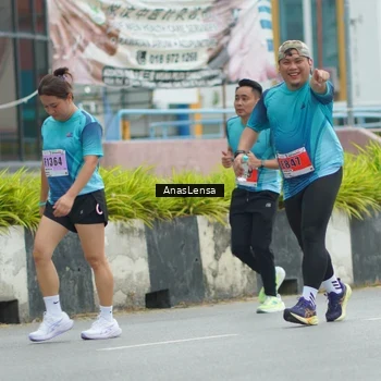 Runner Photo 8825947