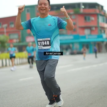 Runner Photo 8825950