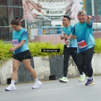 Runner Photo 8825955