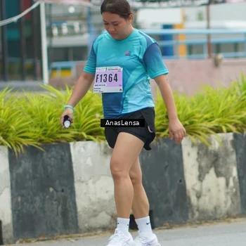 Runner Photo 8825957