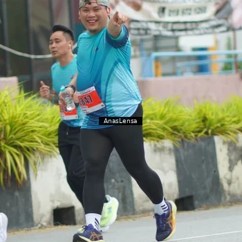 Runner Photo 8825984