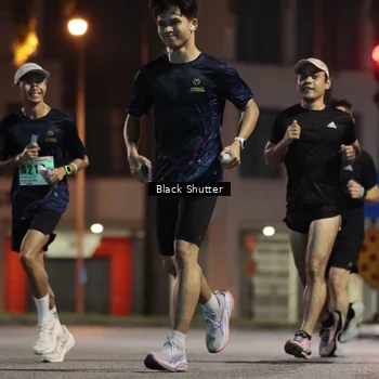 Runner Photo 8826013