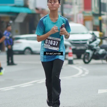 Runner Photo 8826025