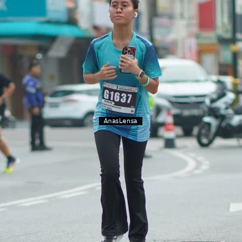 Runner Photo 8826026