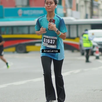 Runner Photo 8826071