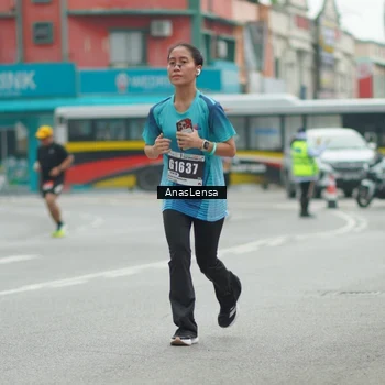 Runner Photo 8826080