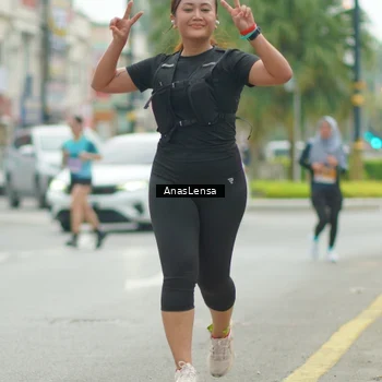 Runner Photo 8826194
