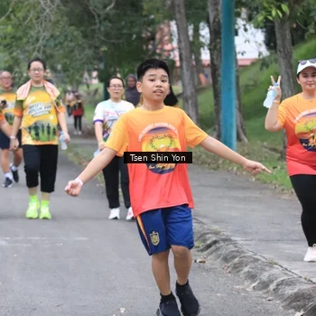 Runner Photo 8826312