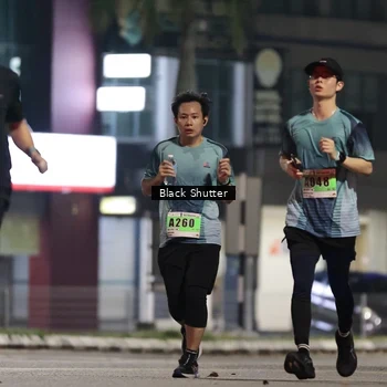 Runner Photo 8826342